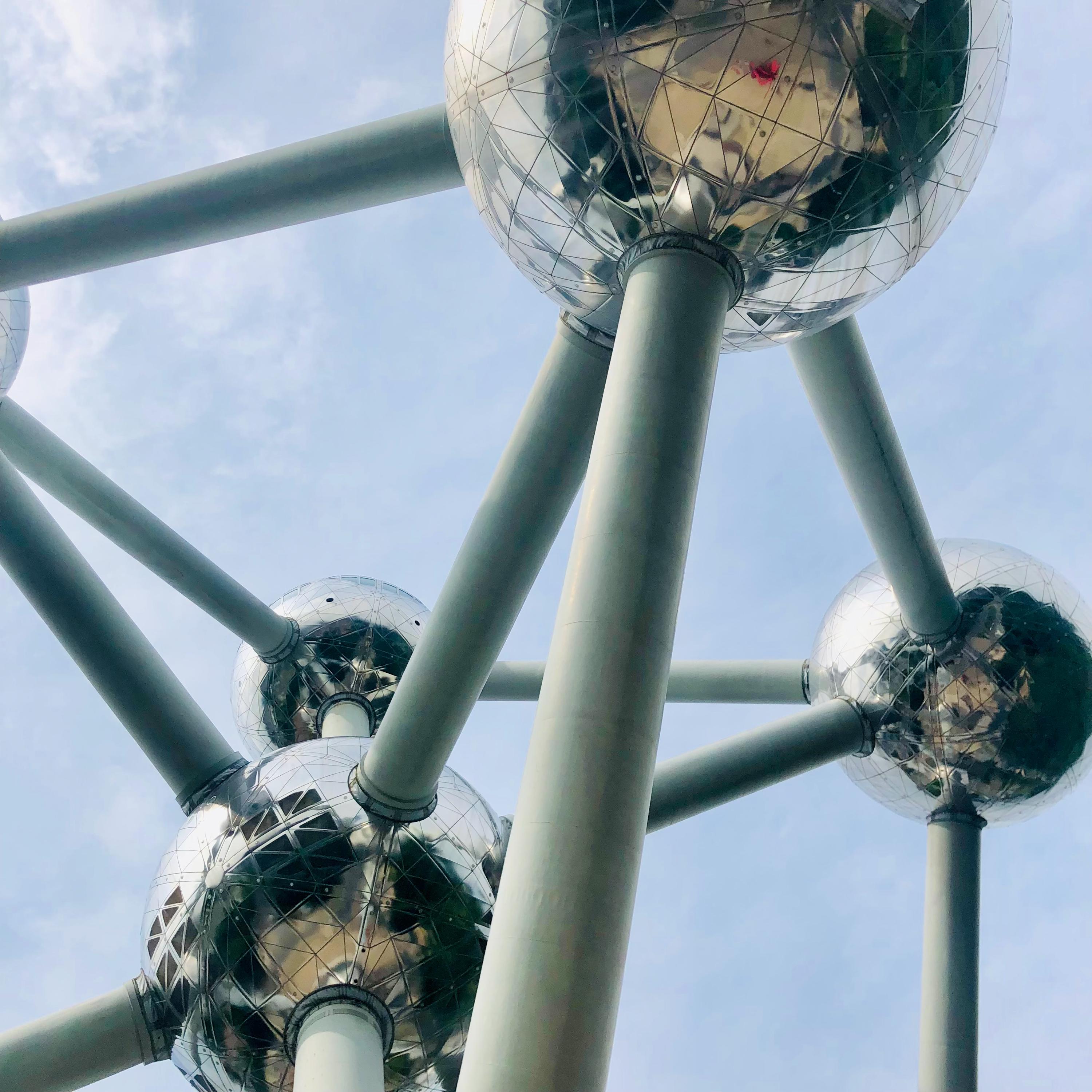 Atomium sculpture - Etsy 日本