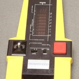 Vintage CGL Invader 1000 Console Game | Retro Handheld Console | 70s 80s Electronic Toy | Fully Working | Collectable Gift