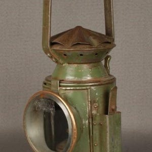 Antique Railway Lamp | 1920s Vintage Metal Train Lantern | Green | Collectable Railroad Memorabilia | Good Condition
