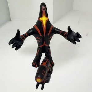Action Figure | Malware | Ben 10 Omniverse