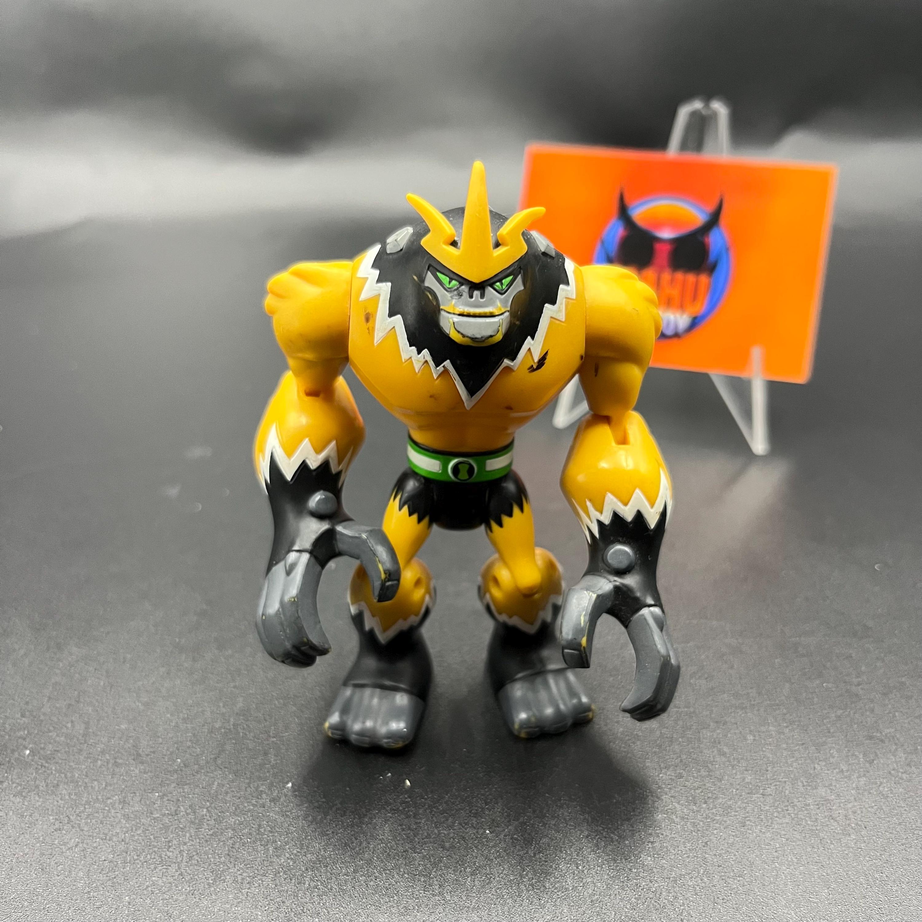 Shocksquatch | Ben 10 Omniverse | Alien Collection - Etsy