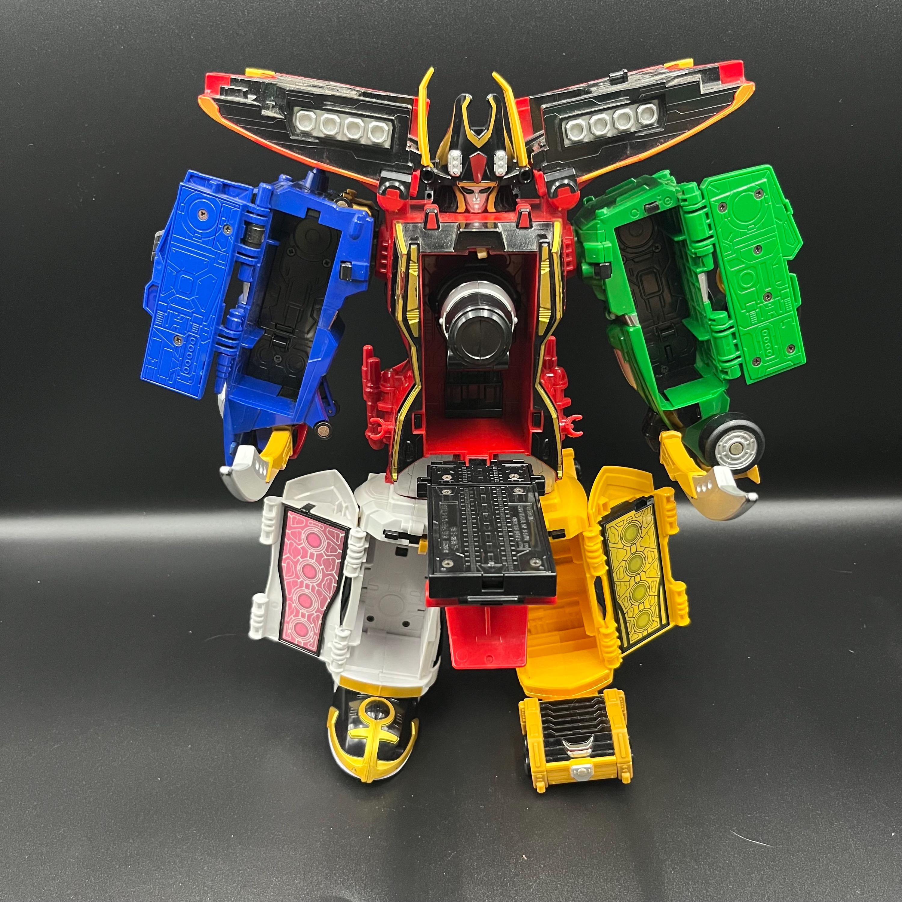 レジェンダリー メガゾード バージョン 日本 |パワーレンジャー