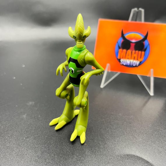 Crashhopper | Ben 10 Omniverse | Alien Collection - Etsy