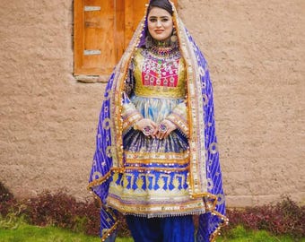 コイン付きアフガニスタンドレス | 伝統的なチェルマ刺繍 | ヴィンテージクチドレス | パシュトゥーン族の民族衣装 | 女性用アフガニスタン民族衣装