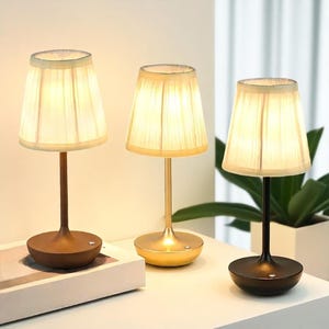 Lampe de chevet moderne - Lampe de chevet LED minimaliste avec abat-jour en tissu, commande tactile, éclairage ambiant doux pour la chambre à coucher et le salon