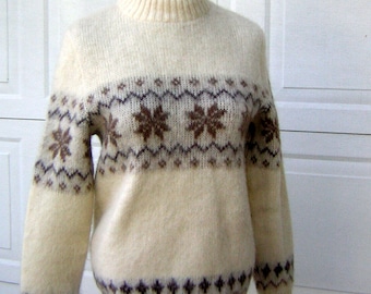 Vintage Icelandic Sweater Snowflake Motif UNISEX Warm Soft Fuzzy Wool ICE-AME