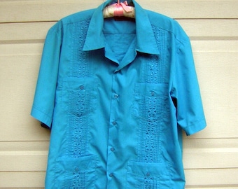 Vintage Guayabera Shirt - TURQUOISE Blue - CHEST 48" - Embroidery Pintucks - Rockabilly Cool & Casual - Size M