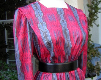 Vintage 70s Jersey Knit Dress: Red & Gray Print, Stretchy Large