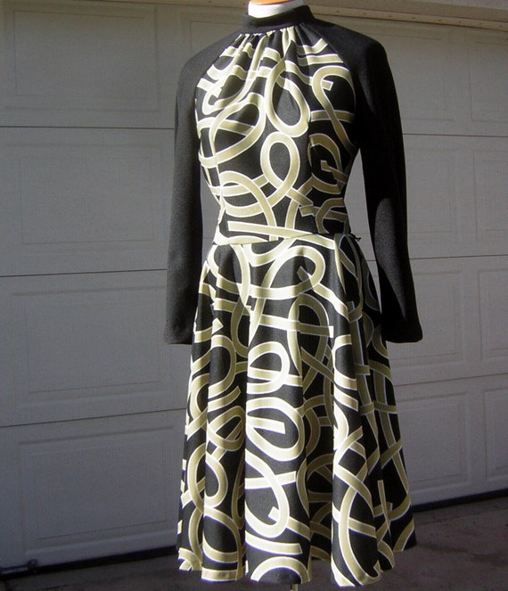 Graphic Print Dress Vintage 70s Black & Tan MOD L… - image 5