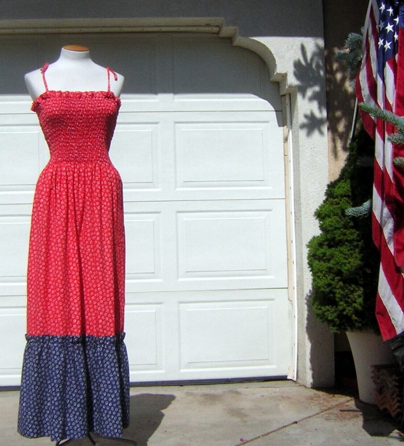 Stretchy US Size 9 10 Vintage 70s Smocked Red /& Navy Blue Maxi Dress Sundress