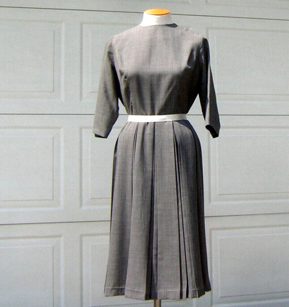 Vintage Gray Dress 50s 60s Double Box Pleated Ski… - image 3