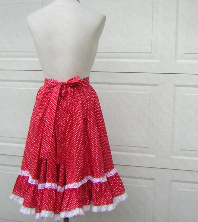 Vintage FULL Skirt Fun Twirly Girl Ruffles Red Cotton Valentine Hearts /& Floral Calico LWaist 33