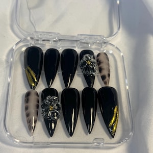 Press On Nails – “Classy”