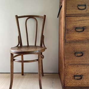 Bentwood chair ① il_300x300.7050864706_8tcr.jpg