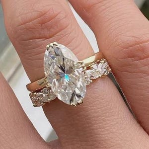 3.00 Carat Elongated Oval Lab Grown CVD Diamond 18K Solid Yellow Gold Solitaire Engagement Ring Set For women, engagement Rings, bride Rings
