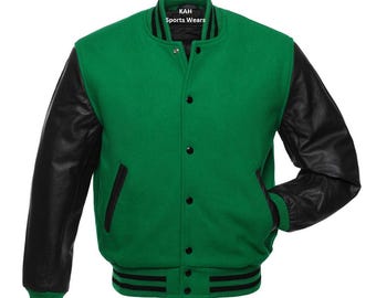 Chaqueta universitaria de béisbol con mangas de cuero negro y cuerpo verde. Chaquetas de béisbol personalizadas. Chaqueta universitaria personalizada.