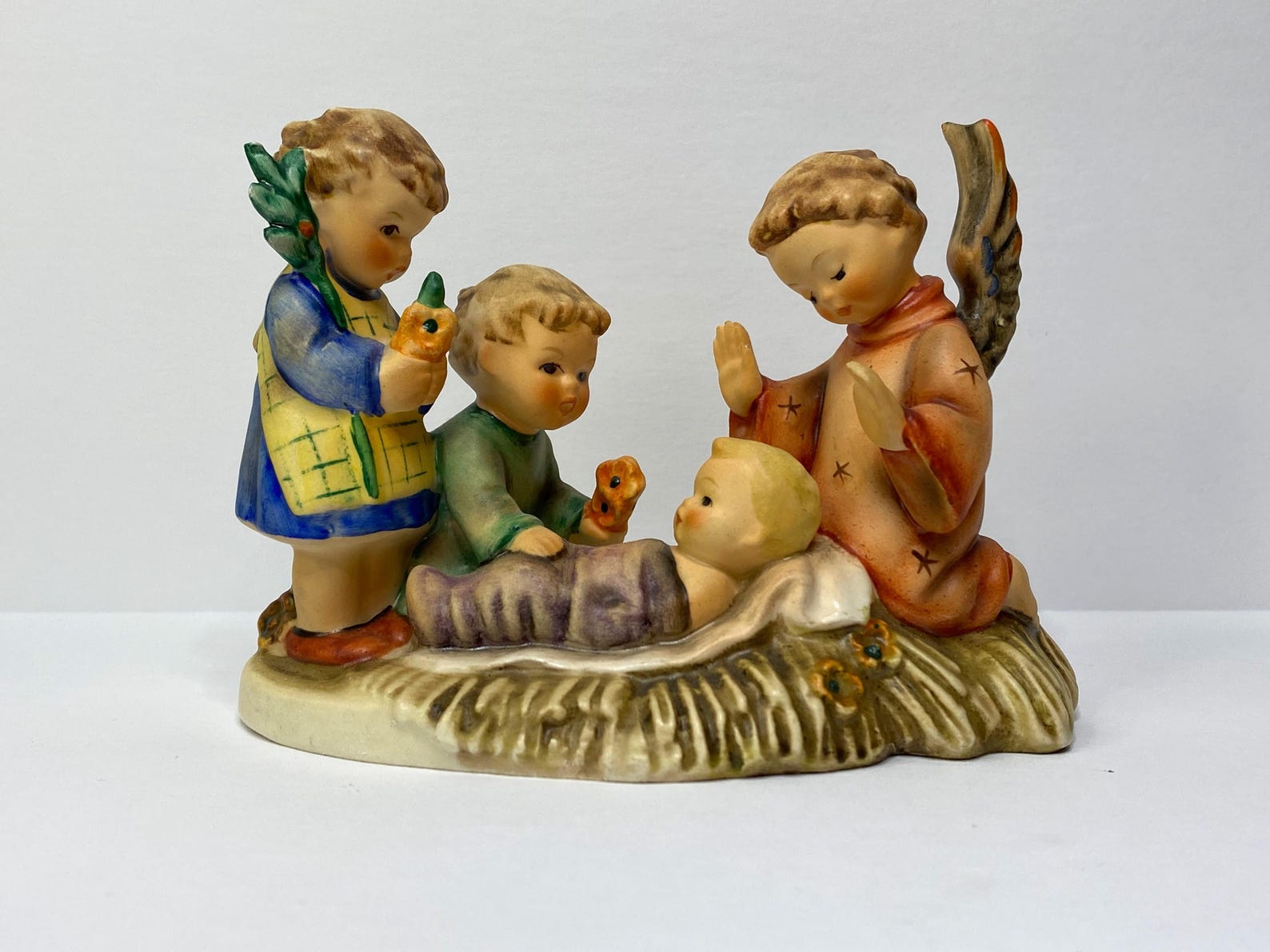 Goebel Hummel Silent Night Candleholder #54 Christmas W Germany Nativity