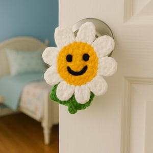 Daisy Flower Door Knob Cover, Crochet Amigurumi Cozy, Handmade Decoration