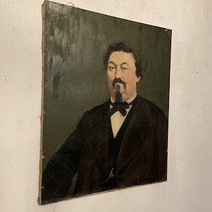 19th-Century Oil Portrait of a Distinguished Gentleman in Formal Attire – Antique Original