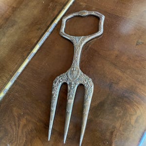 Antique Victorian Three-Prong Serving Fork with Ornate Handle Design