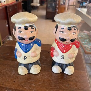 Vintage 1970s Chef Salt and Pepper Shakers Set – Ceramic Collectibles