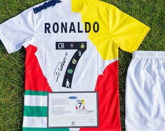 Camiseta/Camiseta especial GOAT 25/26 de Cristiano Ronaldo, Legado de Carrera, firmada - COA - 202