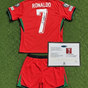 Cristiano ronaldo signed ball - Etsy 日本