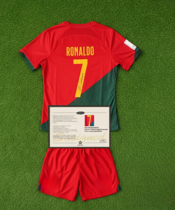 Cristiano Ronaldo SIGNED Portugal Home WORLD Cup Kids and Adults