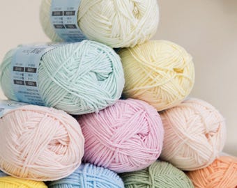 40g Combed Cotton Milk Cotton Yarn 4-Ply Soft Crochet & Knitting Yarn for Amigurumi, Sweaters Flowers, DIY Craft Projects Handwoven Material
