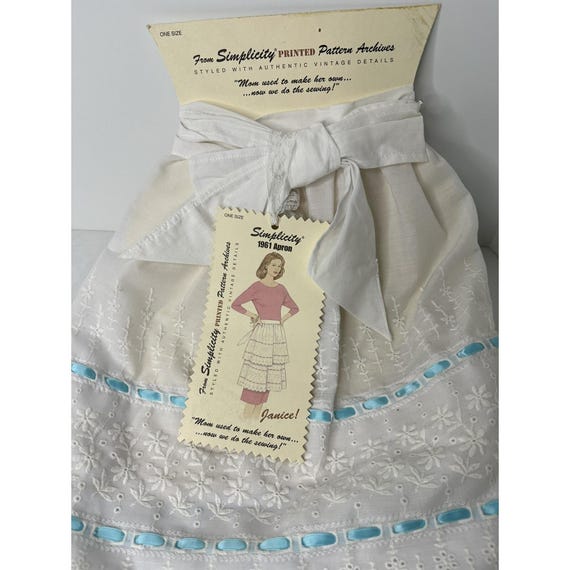 Simplicity 1961 Print Pattern Archives Hostess Ja… - image 2