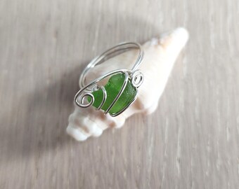 Green Natural Seaglass Wire Wrapped Gold Tone Ring - Size 10 - KAMDEN