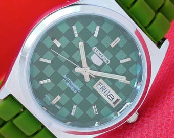 Reloj de pulsera Seiko 5 automático 6309a vintage reacondicionado para hombre, Japón, con día y fecha, esfera verde transparente (a52)