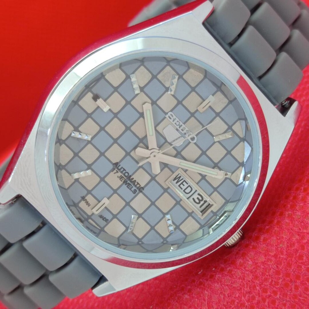 Vintage Seiko 5 Automatic 6309a Japan Wrist Watch: Refurbished Grey ...