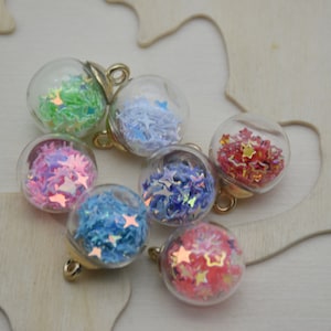 10 Round Glass Globe Charm,Crystal Glass Ball Vials With Sparkly Confetti Star,Bracelet Necklace Key Chain Charm Pendants,21mmx16mm
