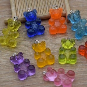 20 gummy bear with eyehook,resin slime cabochons,kawaii charms pendants ornaments,plastic scrapbook DIY crafts,31x19mm