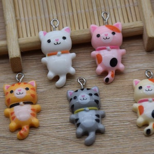 10 Resin Adorable Cat Animal Charms Earring Necklace Bracelet Bead Pendants DIY Jewelry Decoden Cabochon Keychain Accessories 30x15mm