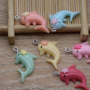 12 Resin Adorable Dolphin Animal Charms Earring Necklace Bracelet Bead Pendants DIY Jewelry Decoden Cabochon Keychain Accessories 30x18mm