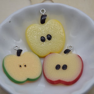 10 Resin Adorable Apple Slice Fruit Charms Earring Necklace Bracelet Bead Pendants DIY Jewelry Decoden Cabochon Keychain Accessories 32x28mm