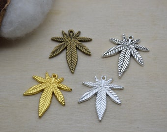 24 Metal Leaf Charm,Foliage Earring Ornament,Necklace Crafts,Embellishment Accessories,Decoration Pendants,25mmx23mm