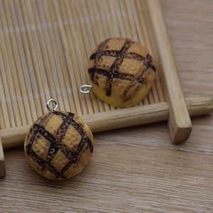 10 Resin Adorable Bread Food Charm Earring Necklace Bracelet Bead Pendants DIY Jewelry Decoden Cabochon Keychain Supplies 25x21mm