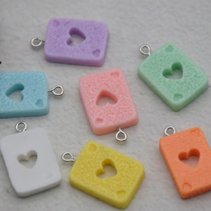 20 hart speelkaart met ooghaak, hars slijm cabochons, kawaii charms hangers ornamenten, plastic scrapbook DIY ambachten, 25x15mm