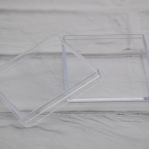 10 Stück quadratische durchsichtige Kunststoffbox, transparente Kunststoffbox, Behälter, Kunststoffgehäuse, 50 mm x 50 mm x 20 mm (Höhe) AB67