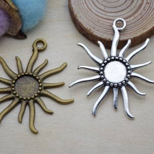 Metal Sunburst Pendant,Charm For Jewelry Making,DIY Craft Supplies,Necklace Bracelet Earring Decoration Ornament,Design Embellishment