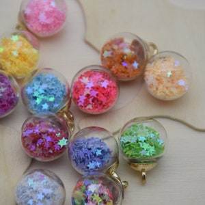 10 Round Glass Globe Charm,Crystal Glass Ball Vials With Sparkly Confetti Star,Bracelet Necklace Key Chain Charm Pendants,21mmx16mm