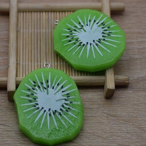 5 Resin Adorable Kiwifruit Slice Fruit Charm Earring Necklace Bracelet Bead Pendants DIY Jewelry Decoden Cabochon Keychain Supplies 52x39mm
