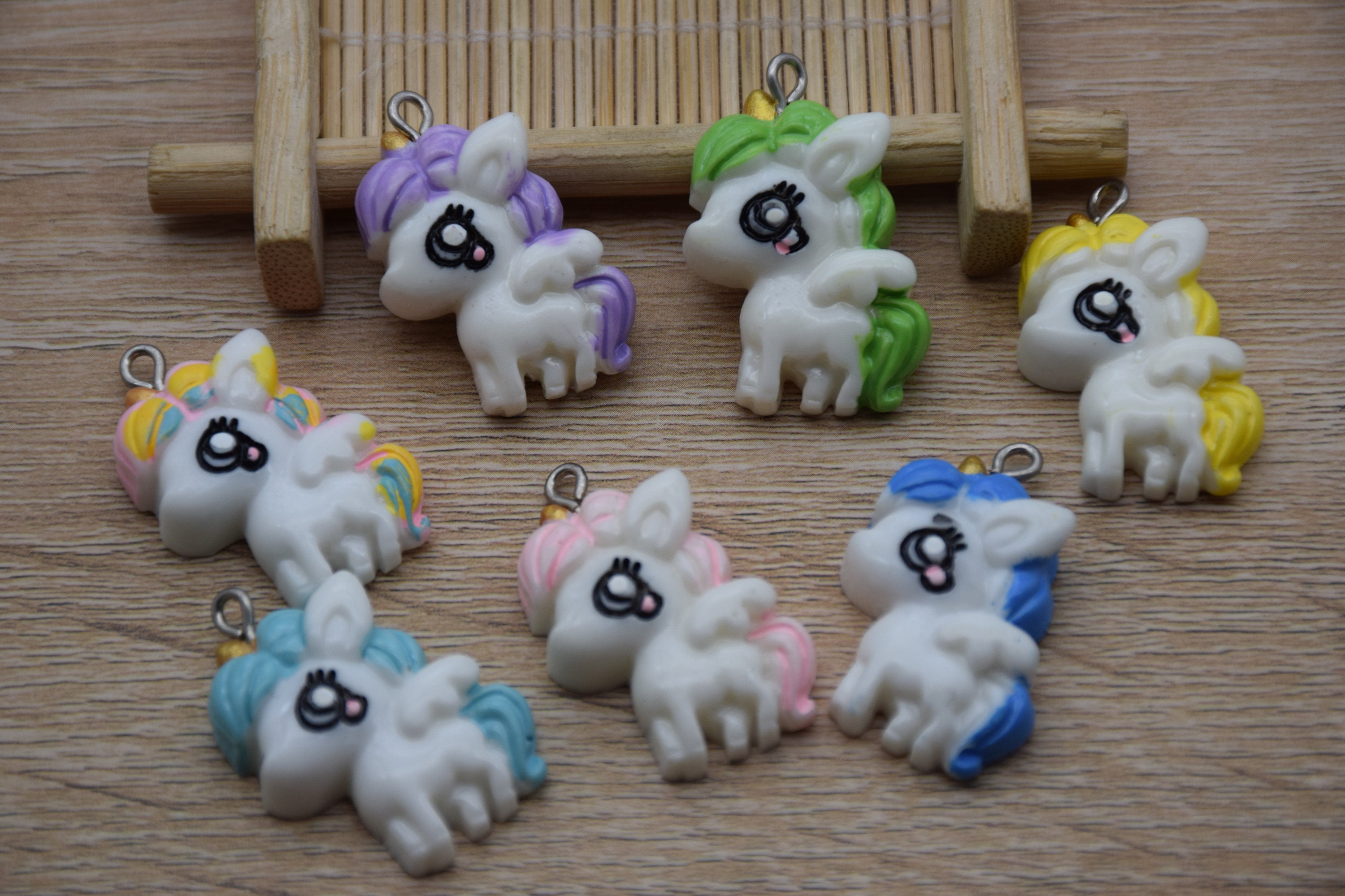 10 Resin Adorable Unicorn Animal Charms Earring Necklace Bracelet Bead Pendants DIY Jewelry Decoden Cabochon Keychain Accessories 30x18mm