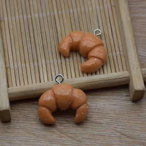 10 Resin Adorable Croissant Bread Food Charm Earring Necklace Bracelet Bead Pendants DIY Jewelry Decoden Cabochon Keychain Supplies 22x21mm