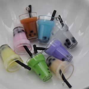 10 Harz Entzückende Milch Teetasse Charms Ohrring Halskette Armband Perlen Anhänger DIY Schmuck Decoden Cabochon Schlüsselanhänger Zubehör 26x13mm