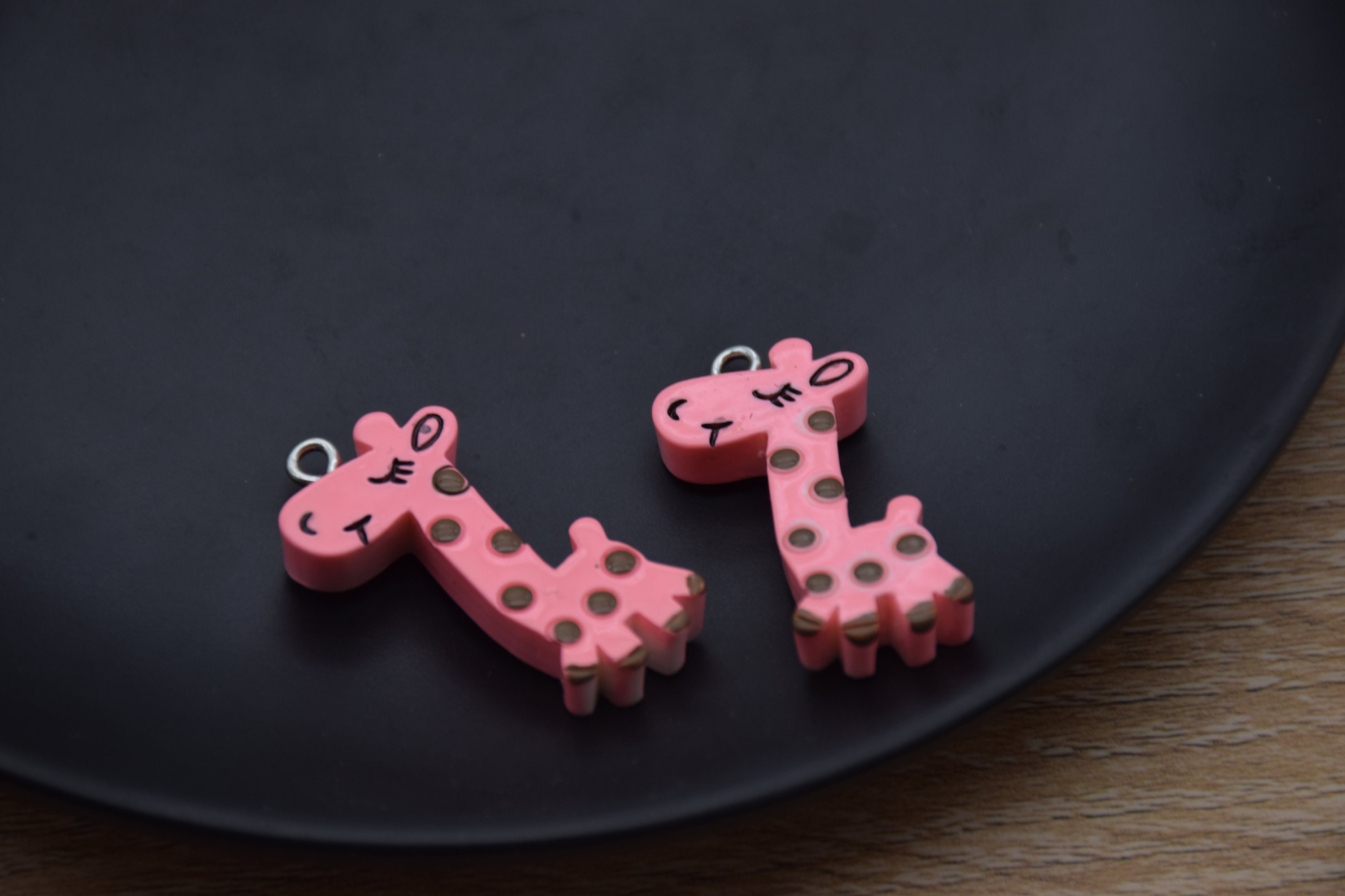 Beadthoven 10 Ciondoli Giraffa Smaltati - Colore Oro Chiaro, 27mm, Per Creare Gioielli Fai Da Te