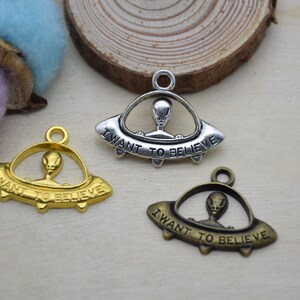 Metal UFO Alien Pendant,Charm For Jewelry Making,DIY Craft Supplies,Necklace Bracelet Earring Decoration Ornaments,Design Embellishment